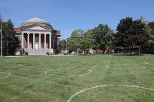Circles marking space for social distancing covered the quad when students returned to campus in fall 2020.