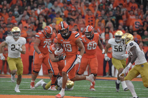 Syracuse remained in the AP Top 25 after dropping its second straight game against Notre Dame on Saturday.