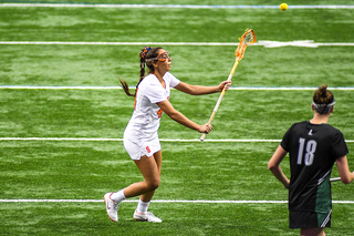 Mary Rahal makes a pass.